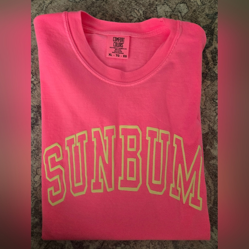 SUNBUM Neon Pink Graphic Tee Size XL